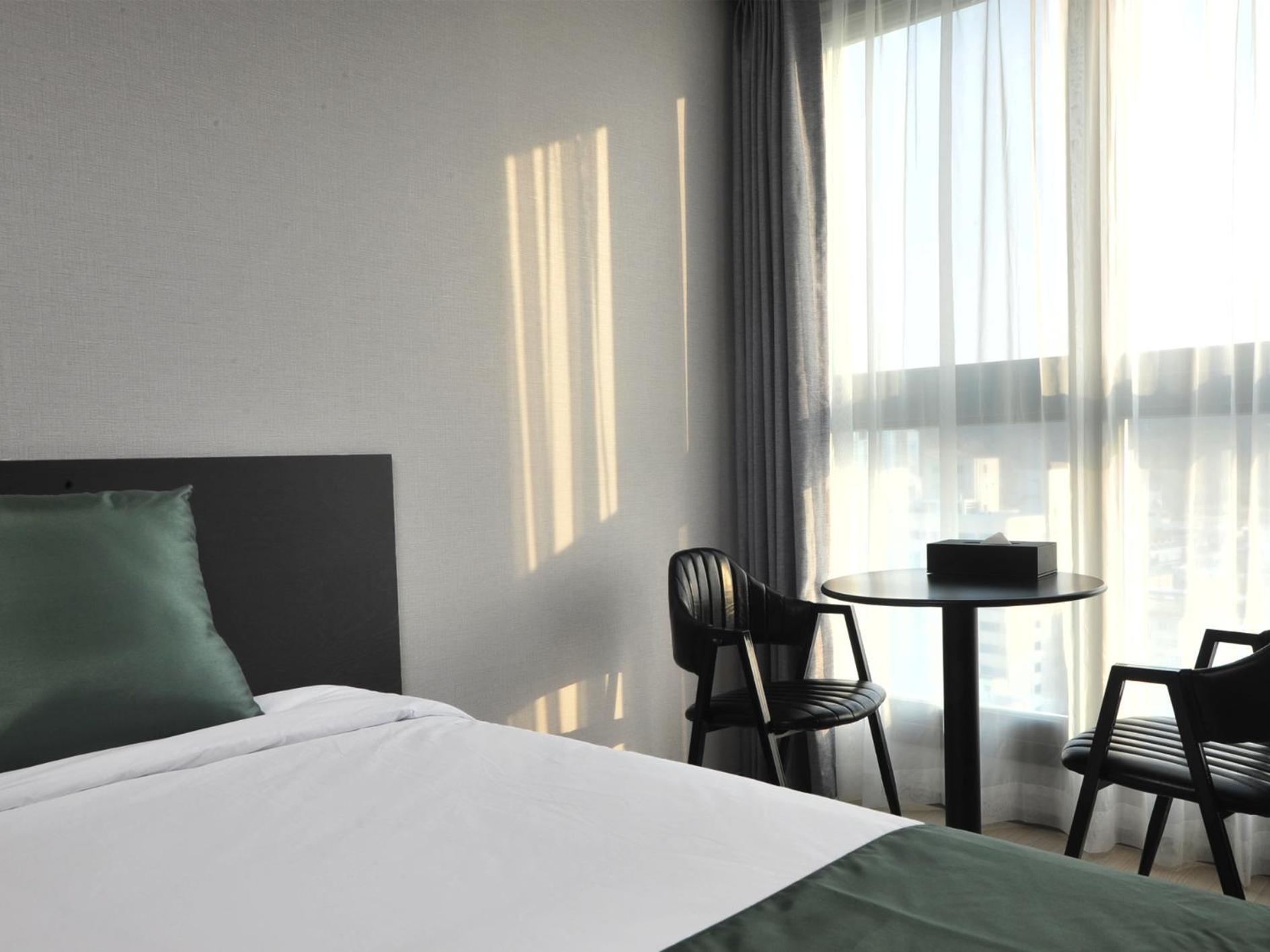 Coopstay Yeosu Hotel Exterior photo